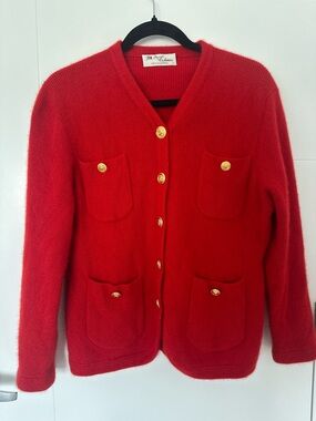 Pearls & Cashmere 100% Cashmere Cardigan Sweater Red Gold Buttons Luxury Knit